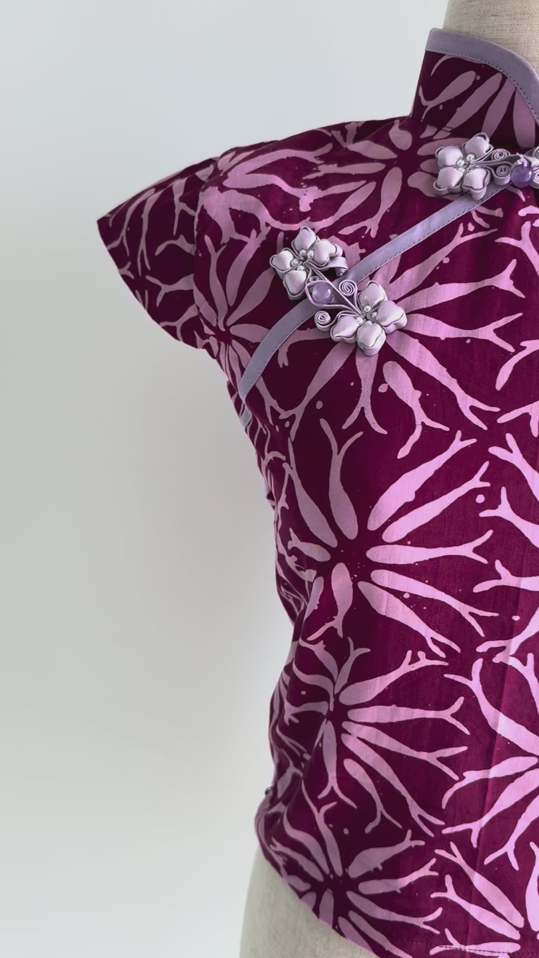 Load and play video in Gallery viewer, Batik Cropped Top (Mei)
