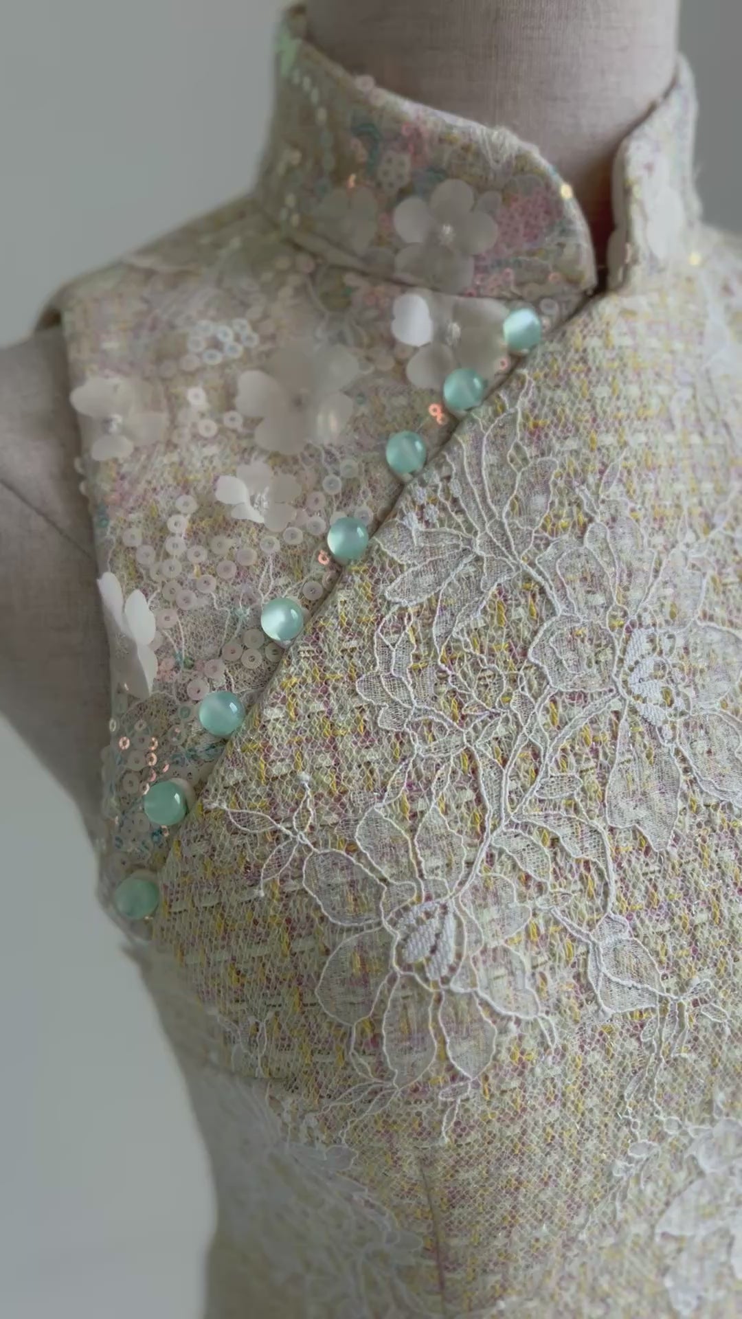 Load and play video in Gallery viewer, Tweed Cheongsam (Solara)
