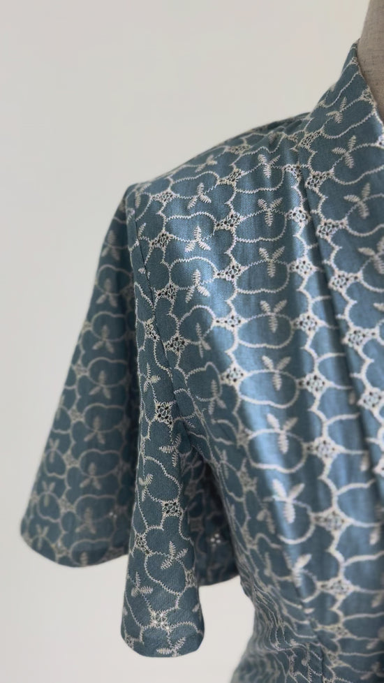 Load and play video in Gallery viewer, Jasmine Kebaya Top (Florim)
